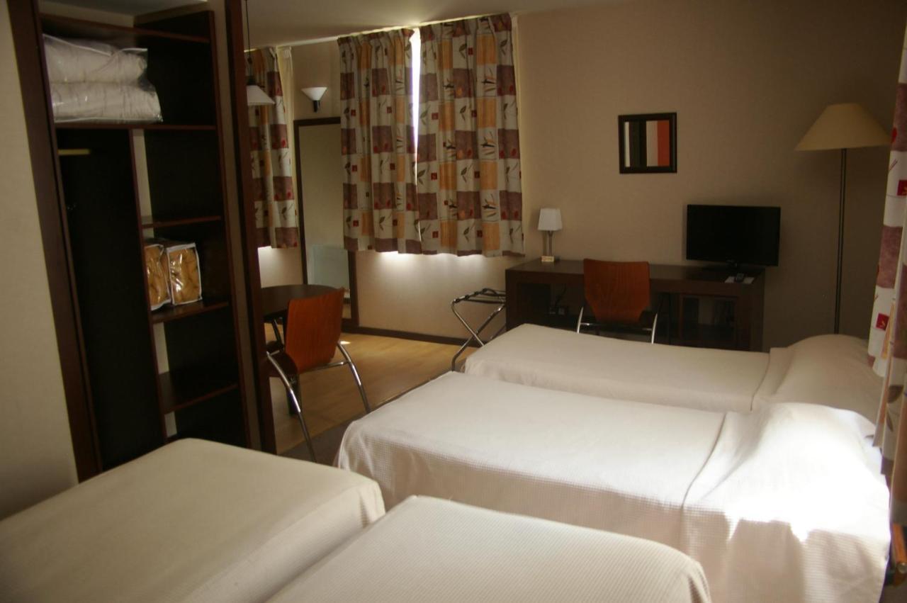 Hotel De L'Abbaye Des Premontres Pont-a-Mousson Room photo