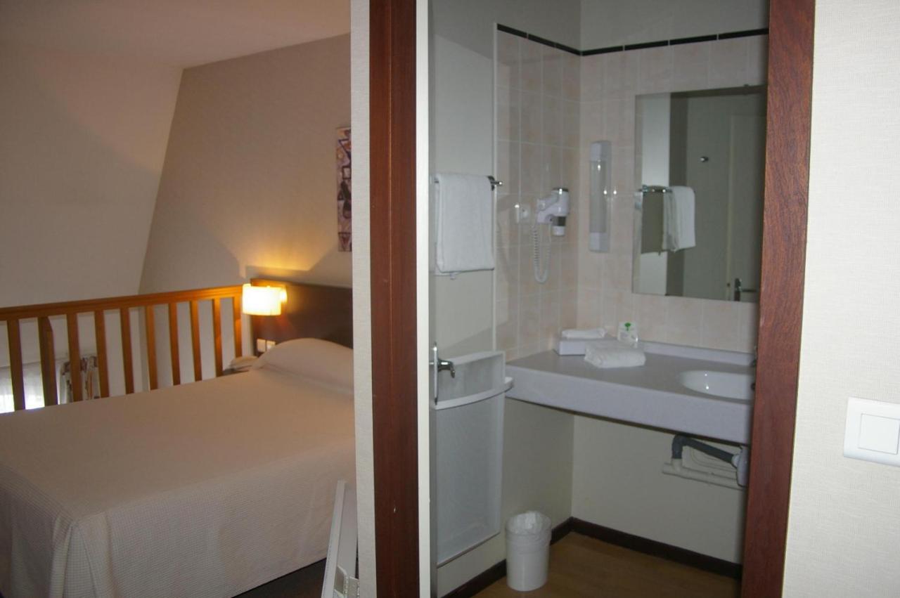 Hotel De L'Abbaye Des Premontres Pont-a-Mousson Room photo